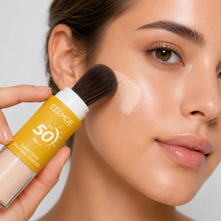 Eelhoe SPF 50 Sunscreen Powder in a compact container, showing the lightweight, translucent powder for sun protection.
